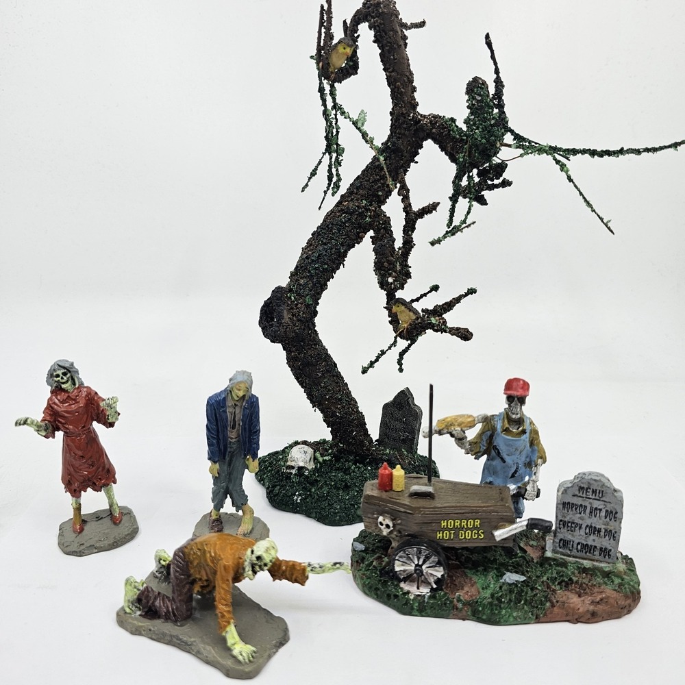 Lemax Spooky Town Ghoul Hot Dog Halloween Village Figure Walking Dead #42215